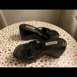 Steve Madden 2000’s girly wedges